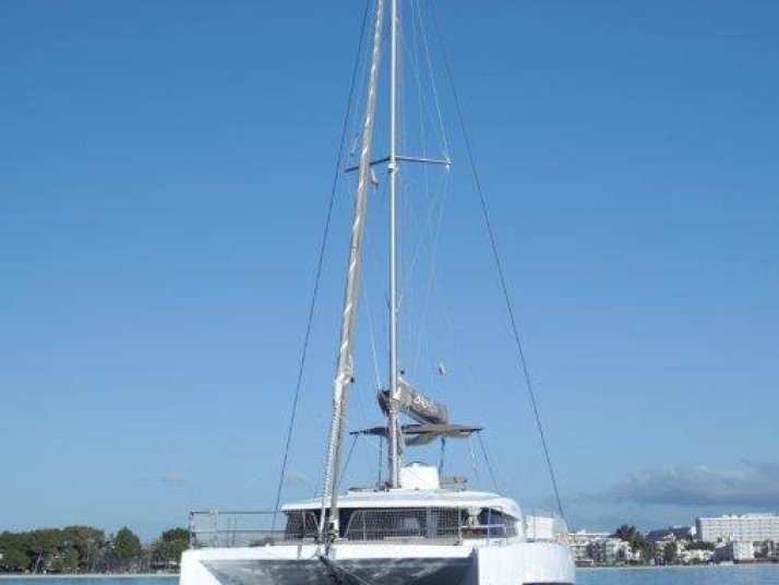 Catamaran rental in Reial Club Nàutic Port de Pollença - Bali Catamarans Bali 4.5