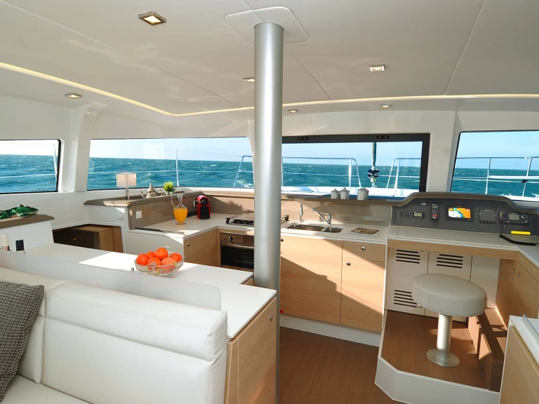 Catamaran rental in Palaióchora - Bali Bali 4.1