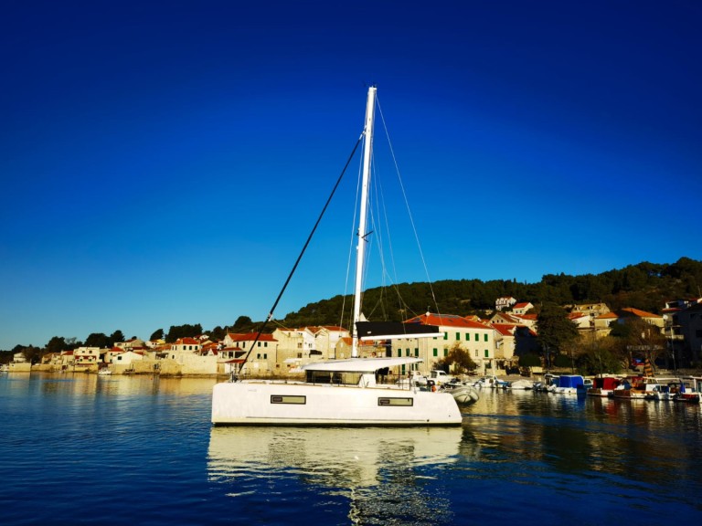 Yacht charter Sukošan cheap Lagoon 40