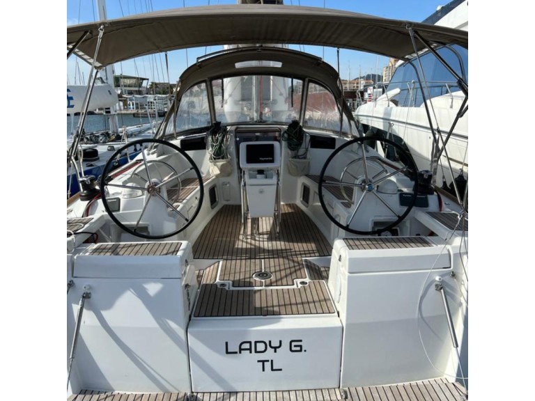 Rent a Jeanneau Sun Odyssey 449 Hyères