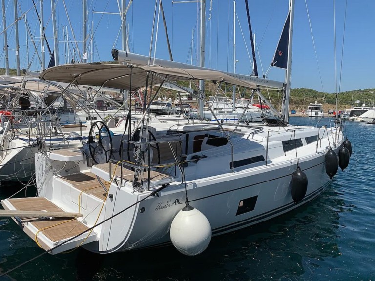 Sailboat rental in Lefkáda - Hanse Hanse 418