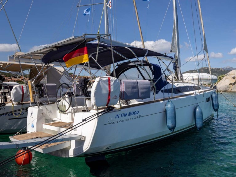 Rent a Jeanneau Sun Odyssey 349 Golfo Aranci