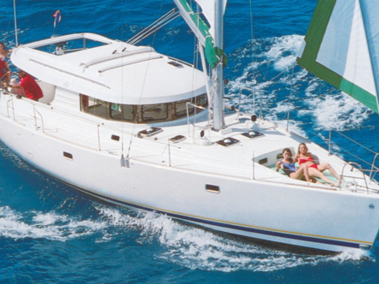 Sailboat for rent Anzio at the best price