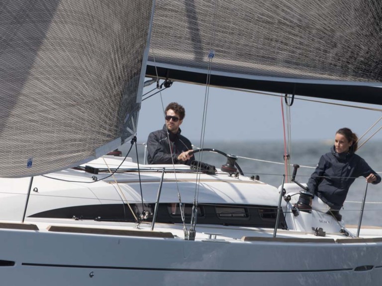 Bénéteau First 35 in Pula on SamBoat