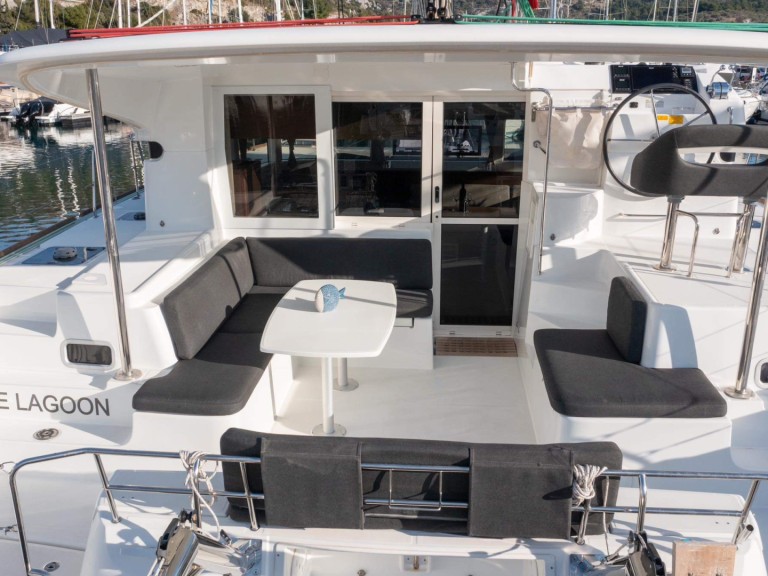 Rent a Lagoon Lagoon 40 Primošten