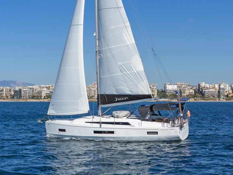 Sailboat rental in Lefkáda - Bénéteau Oceanis 40.1