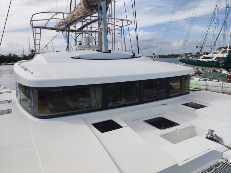 Rent a Lagoon Lagoon 52 Seget Donji