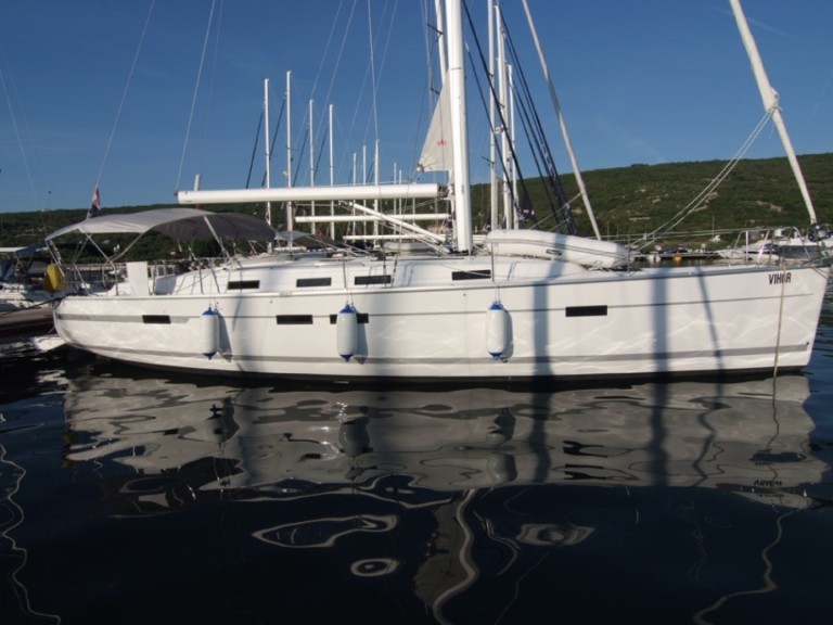 Bavaria Cruiser 45 in Marina Punat on SamBoat