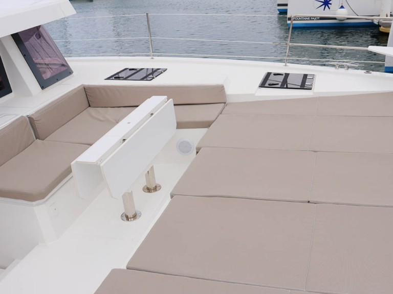 Yacht charter Road Town cheap Bali 4.6