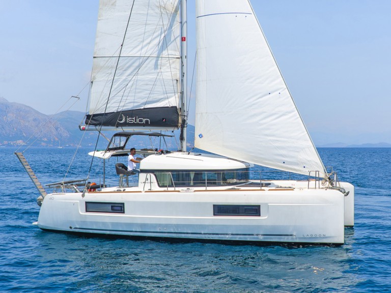 Yacht charter Gouvia cheap Lagoon 40