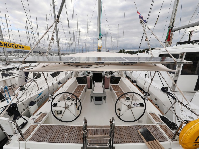 Bareboat Rental Sailboat Bénéteau with a boat licence