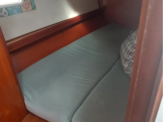 Bareboat Rental Sailboat Bénéteau with a boat licence