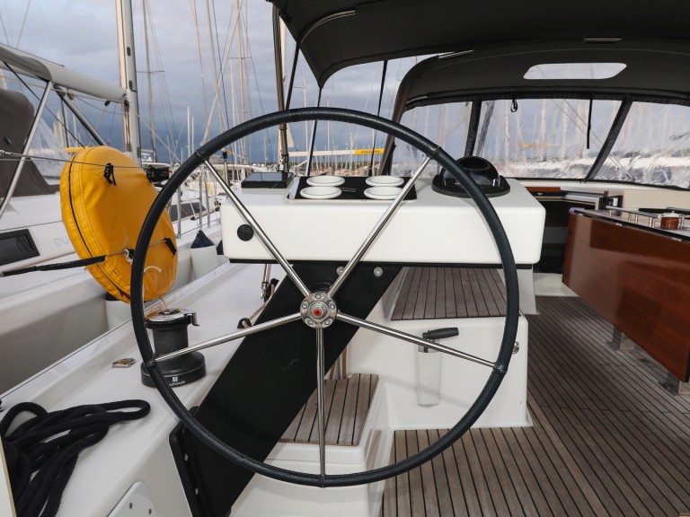 Sailboat rental in Biograd na Moru - Dufour Dufour 470