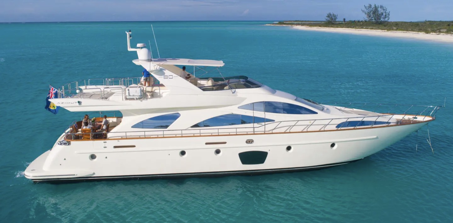 Rent a Luxury Yacht Azimut 80 in Providenciales (Privé) | SamBoat