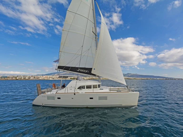 Catamaran for rent Gouvia at the best price