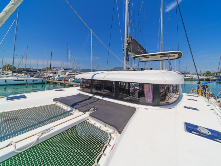 Yacht charter Gouvia cheap Lagoon 42