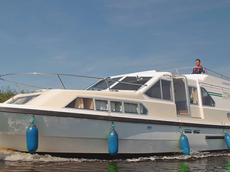 Standard Classique charter bareboat or captained in  Vinkeveen