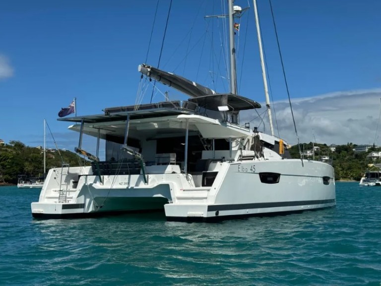 Catamaran rental in Procida - Fountaine Pajot Elba 45