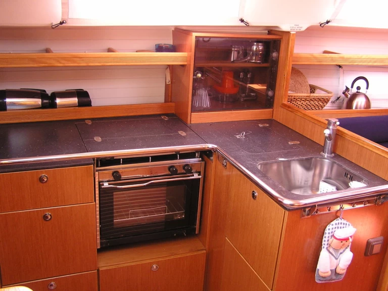 Bareboat Rental Sailboat Bavaria with a boat licence