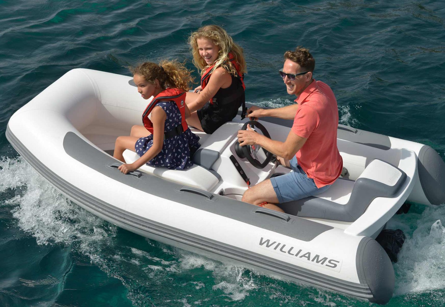 Rent a RIB Williams MINIJET 280 in Ibiza Town | SamBoat
