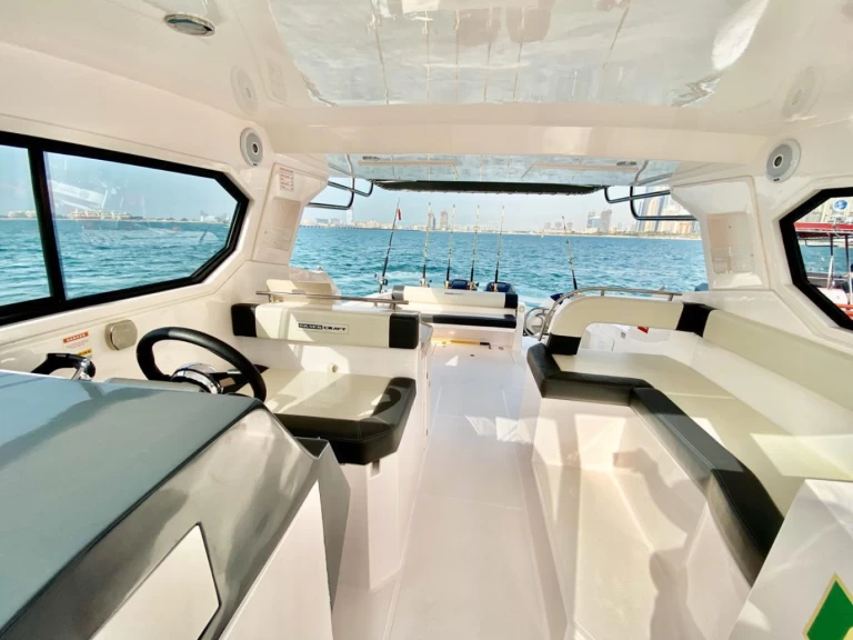 Motorboat for rent Dubai Marina at the best price