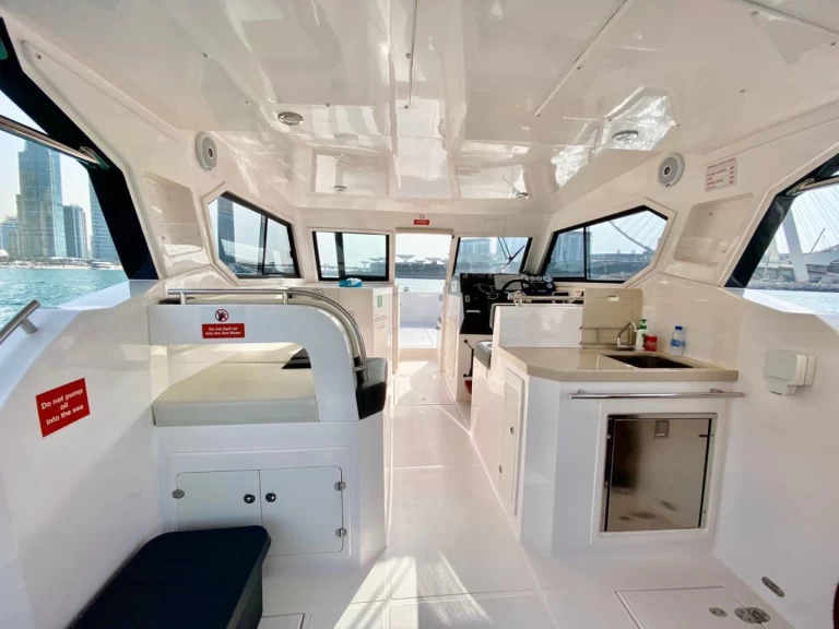 Bareboat Rental Motorboat Bella with a boat licence