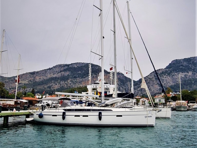 Yacht charter Göcek cheap Cruiser 46