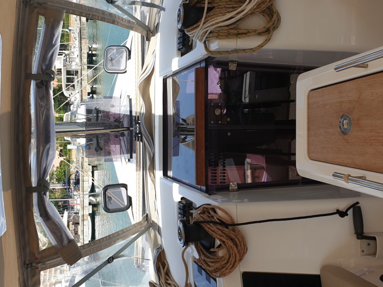 Sailboat rental with or without captain Dufour Furnari