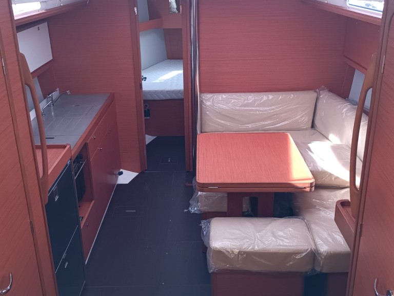 Yacht charter Palermo cheap Dufour 390 Grand Large