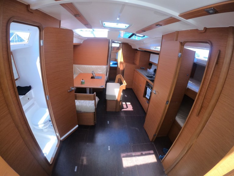 Sailboat rental with or without captain Dufour Palermo