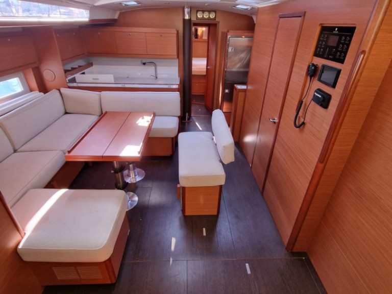 Rent a Dufour Dufour 530 Furnari