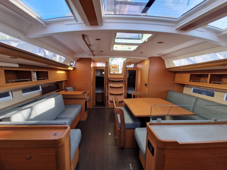 Sailboat rental in Palermo - Dufour Dufour 56 Exclusive