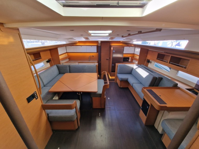 Boat rental Dufour Dufour 56 Exclusive in Palermo on Samboat