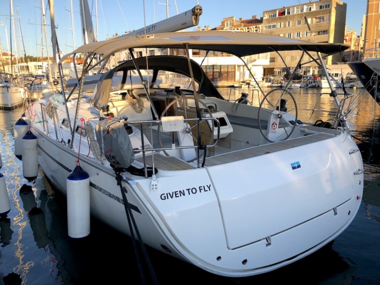 Yacht charter Zadar cheap Cruiser 51