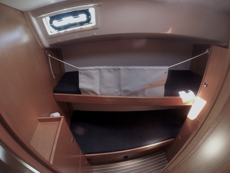Sailboat rental in Zadar - Bavaria Cruiser 51