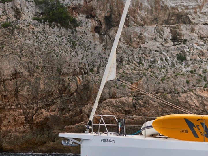 Rent a Dufour Dufour 470 Dénia