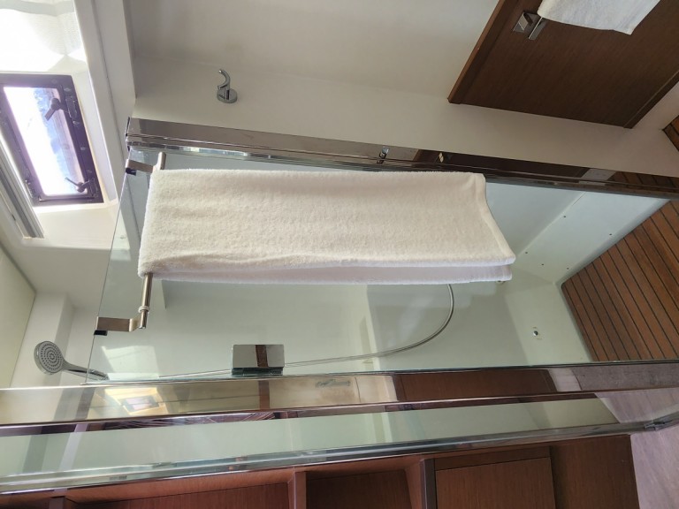 Bareboat Rental Catamaran Lagoon with a boat licence