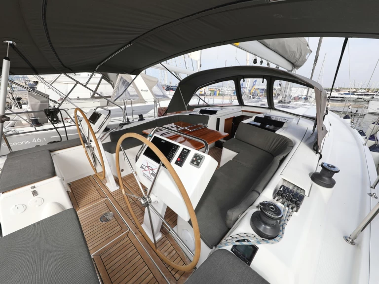 Sailboat rental in Biograd na Moru - Hanse Hanse 455