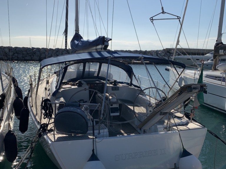 Bareboat Rental Sailboat Dufour with a boat licence