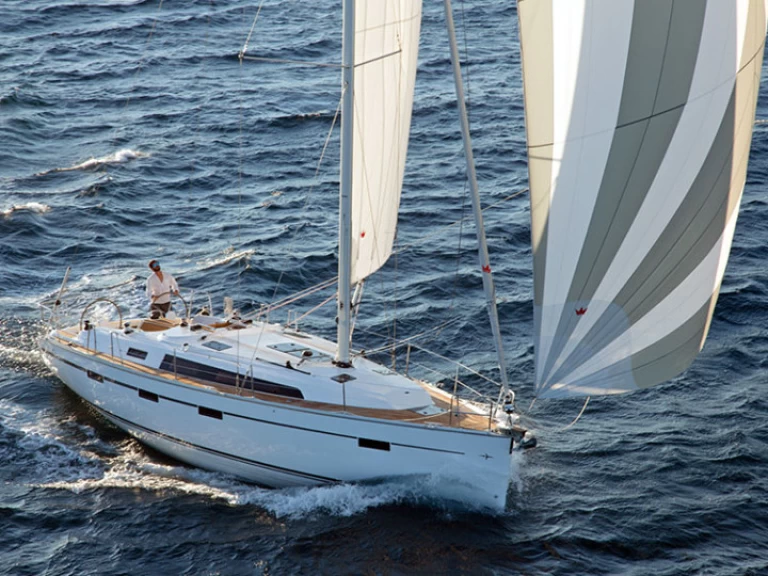 Rent a Bavaria Cruiser 41 Lefkáda