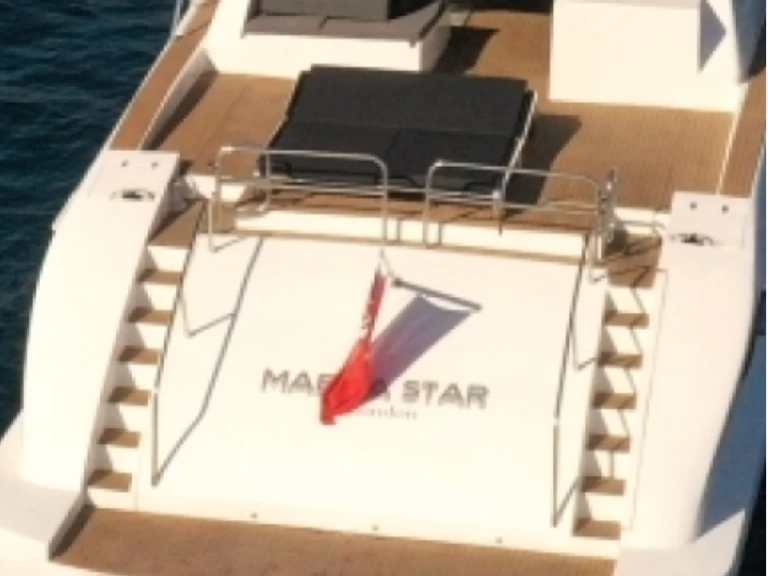 Luxury Yacht for rent Milazzo at the best price