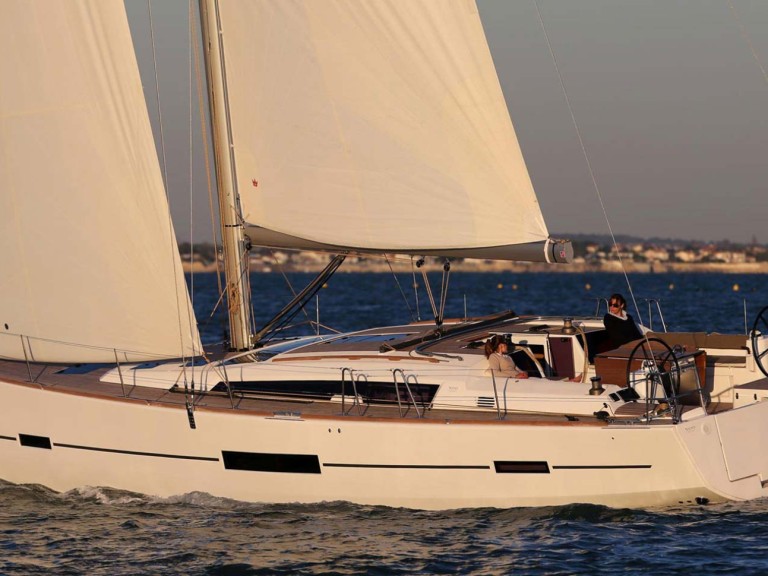 Boat rental Dufour Dufour 50 in Ajaccio on Samboat