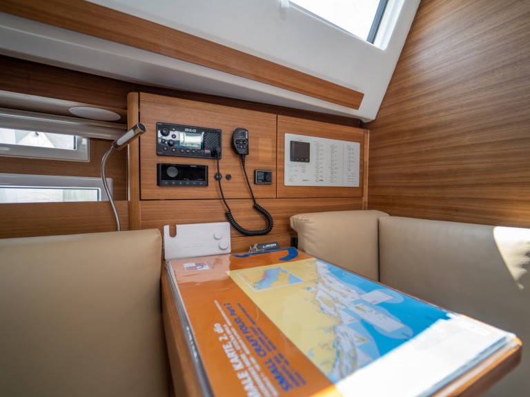 Sailboat rental in Pula - Elan Impression 40.1