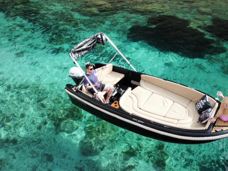 Mareti Open 500 Classic charter bareboat or captained in  Sant Antoni de Portmany