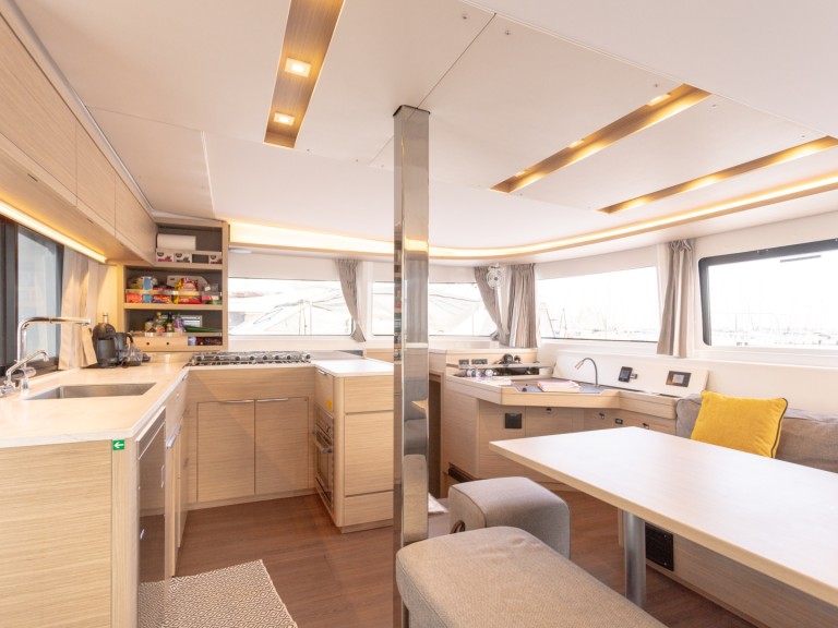 Boat rental Lagoon Lagoon 46 in Ajaccio on Samboat