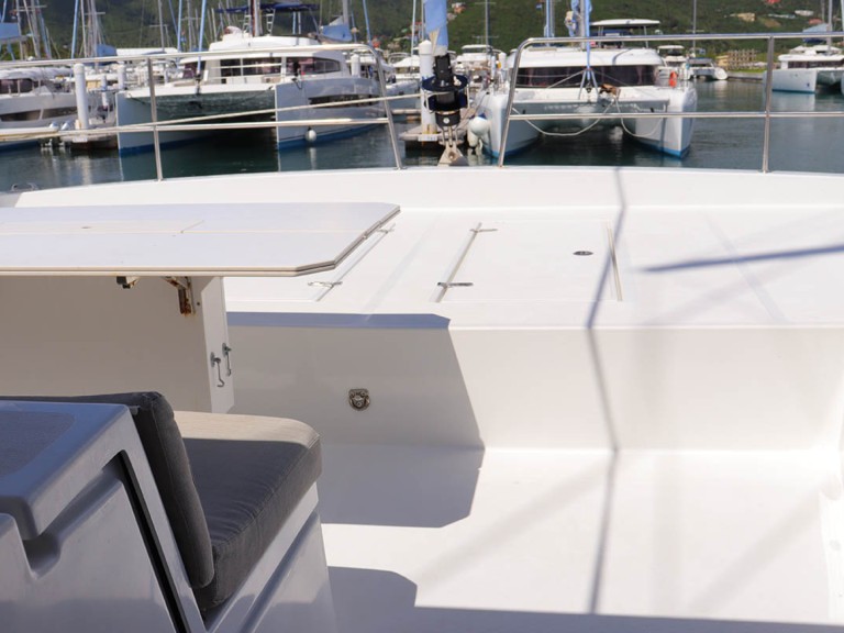 Bareboat Rental Catamaran Bali with a boat licence