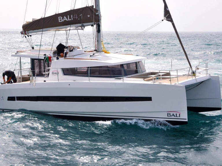 Bareboat Rental Catamaran Bali with a boat licence