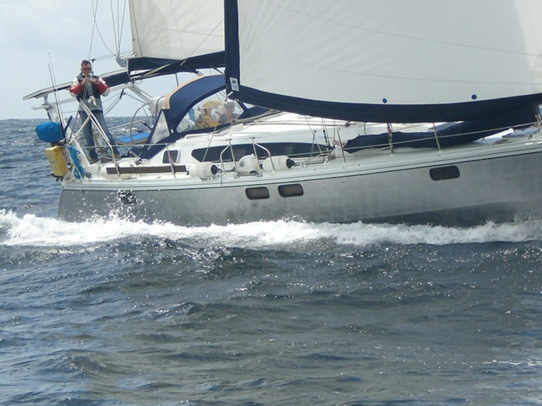 Sailboat for rent La Trinité-sur-Mer at the best price