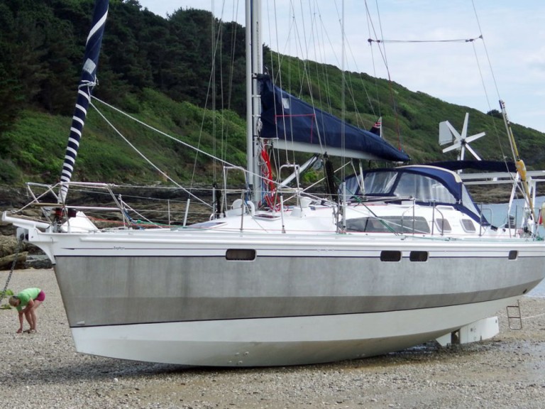 Yacht charter La Trinité-sur-Mer cheap Ovni 395