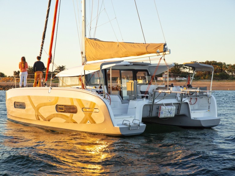 Catamaran for rent Port Tino Rossi at the best price